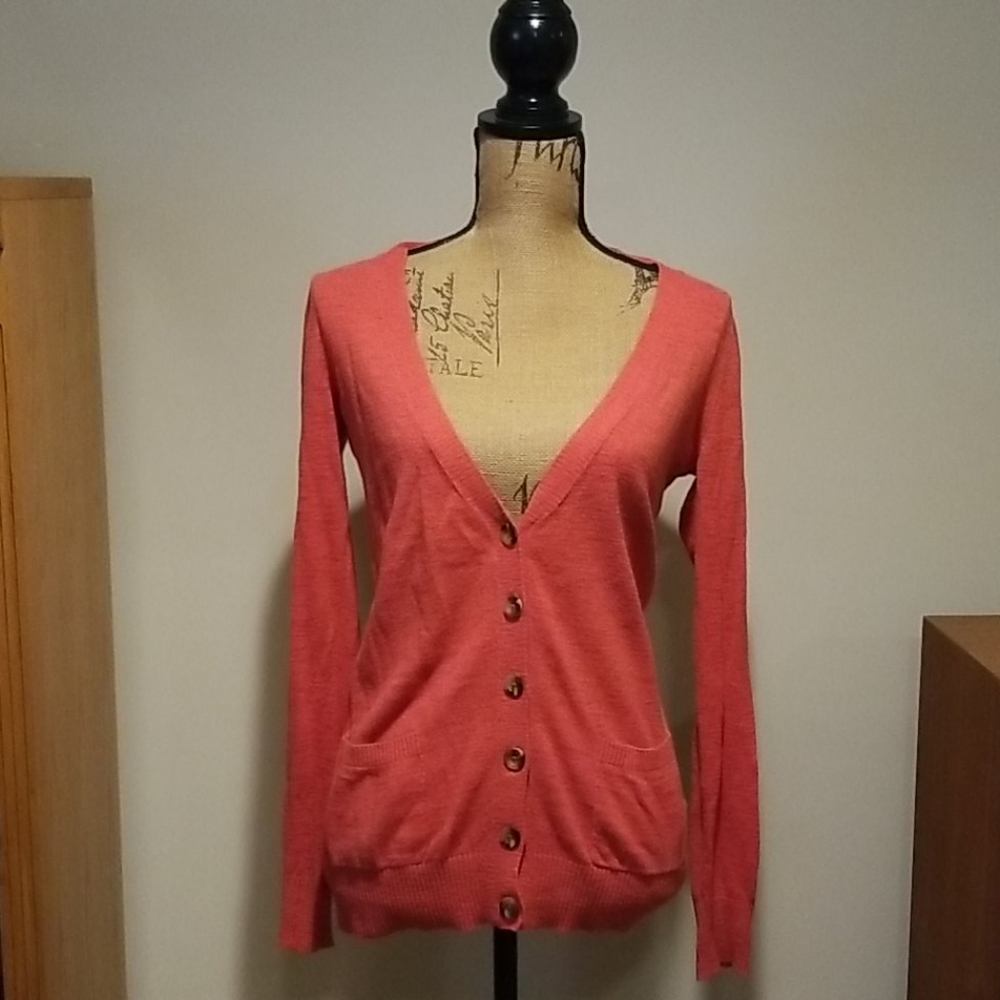 💙 3for25Mossimo Supply co. salmon button cardigan